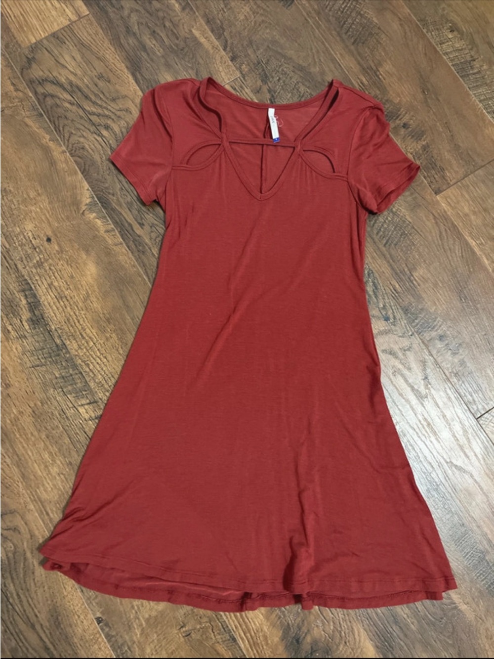 Tresics Rust Red Short Sleeve Cutout Swing Dress